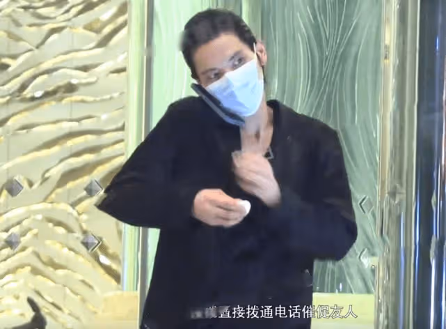 曝郭碧婷剛生完二胎 向佐約多位美女飲酒K歌