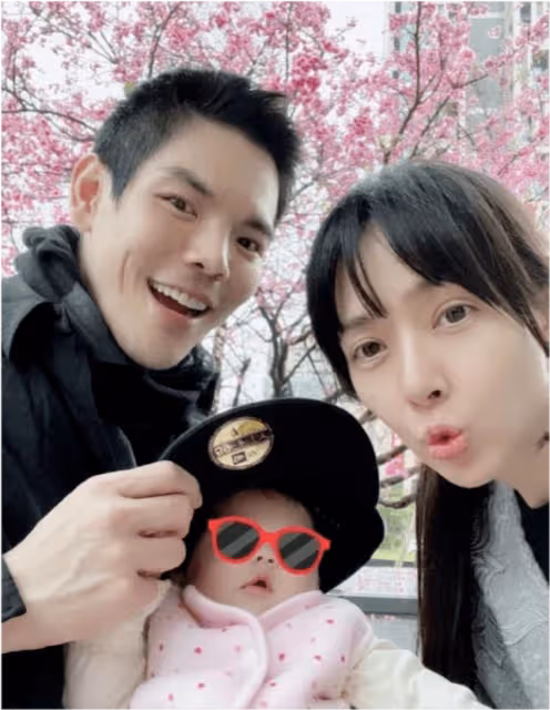 曝郭碧婷剛生完二胎 向佐約多位美女飲酒K歌