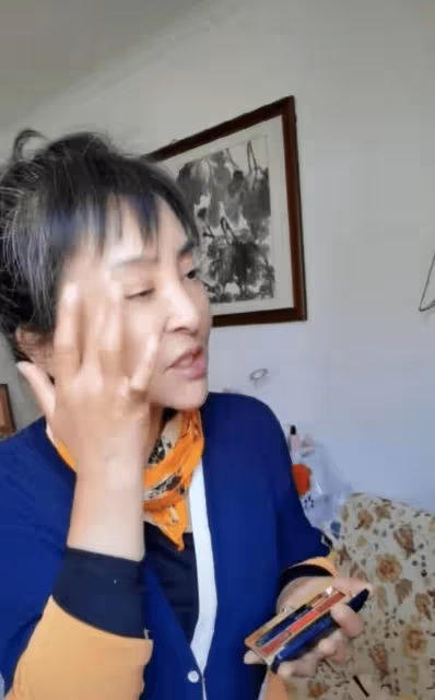 59歲李勤勤陷整容風波 頭髮花白認不出