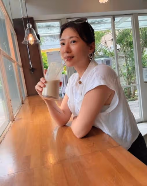 42歲女星網戀被騙676萬!從未見面稱對方老公,有恐婚症至今未婚