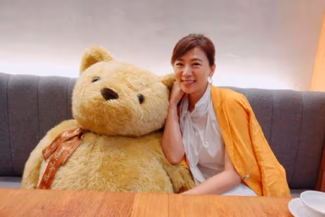 42歲女星網戀被騙676萬!從未見面稱對方老公,有恐婚症至今未婚