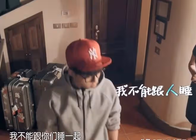 娛樂圈的「巨嬰」明星：不會煮雞蛋，冷水煮餃子，蒸米飯放洗潔精