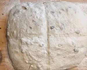 野生酵母麵包                           黑豆松子恰巴塔
