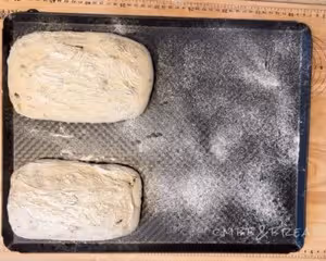 野生酵母麵包                           黑豆松子恰巴塔