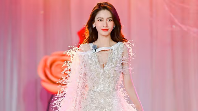 Angelababy離婚後爆熱戀16歲男星　楊迪幽默發文幫澄清