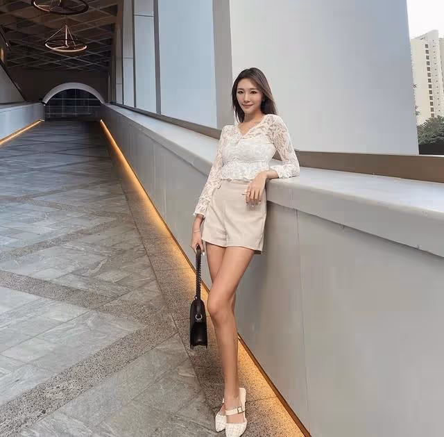TVB長腿港姐是非不斷!自曝整容與同屆佳麗不和,疑被富商包養