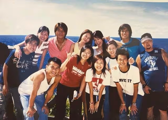回憶殺!TVB偶像劇《四葉草》劇組重聚,隔19年各人發展大不同