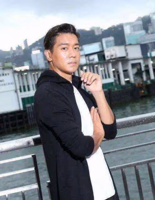 回憶殺!TVB偶像劇《四葉草》劇組重聚,隔19年各人發展大不同