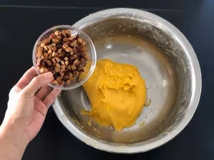 不加一滴水的南瓜開花饅頭，純南瓜泥和面，無需泡打粉，棗香濃郁個個開花