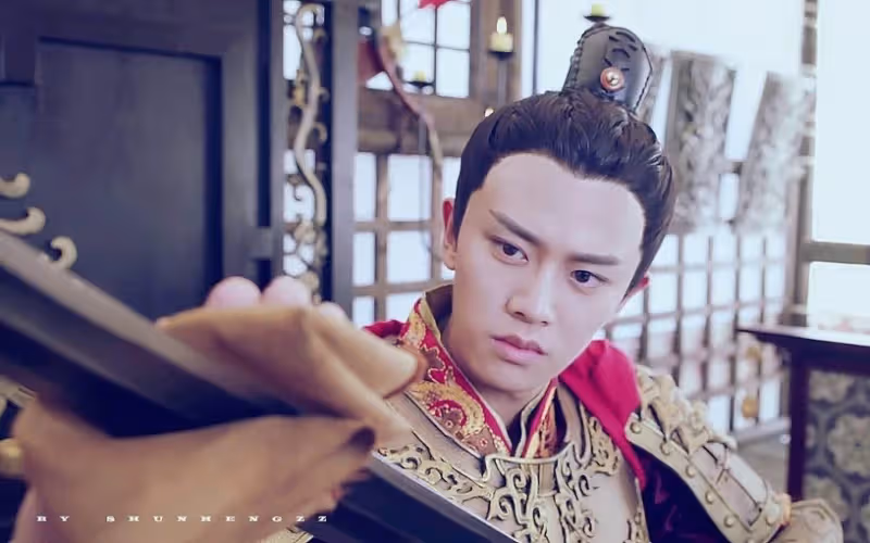 《錦衣之下》任嘉倫成「京城第一霸總」!7古裝角色,《大唐榮耀》《白蛇傳說》都好帥!