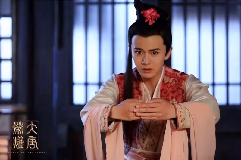《錦衣之下》任嘉倫成「京城第一霸總」!7古裝角色,《大唐榮耀》《白蛇傳說》都好帥!