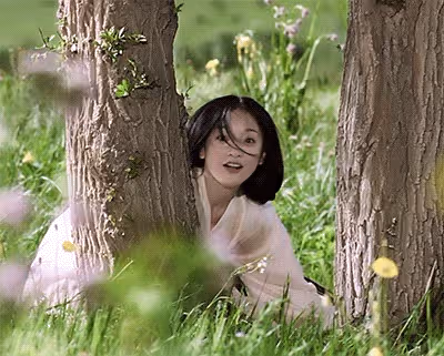 周迅18歲時曾做人體模特,油畫曝光才被大眾熟知,一幅畫賣185萬