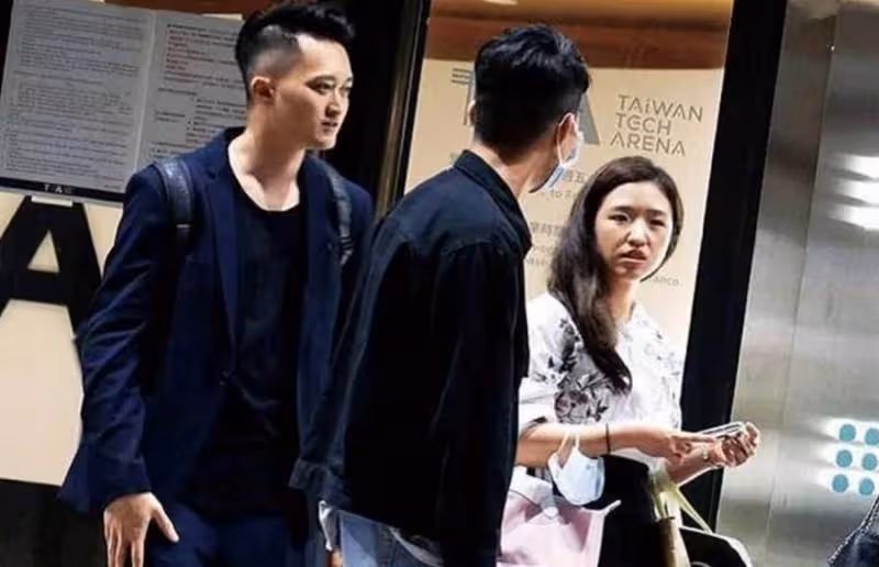 恭喜!吳宗憲即將當外公!二女兒被曝「懷孕3個月」,女婿背景深厚,憲哥證實女兒造人成功:當事人說我才能說