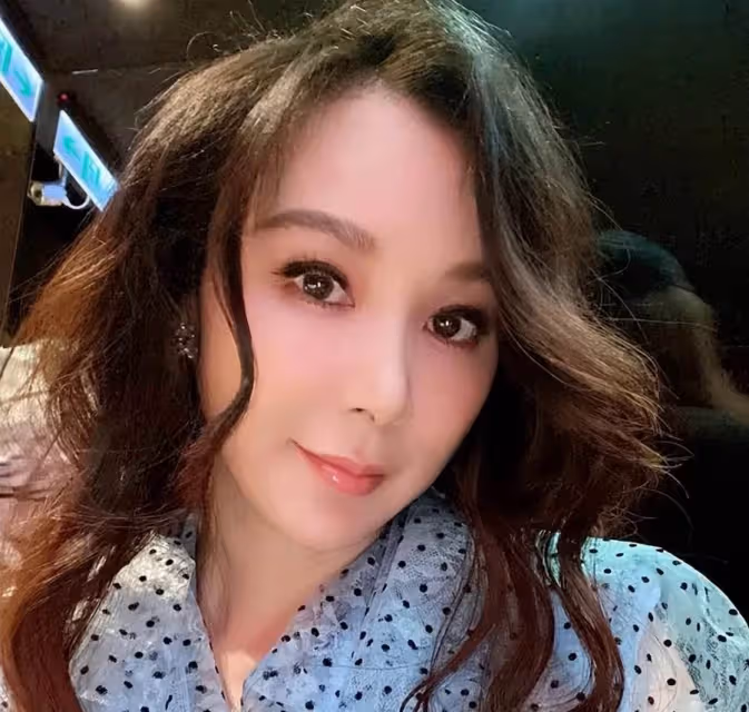 6對經典熒幕情侶再同框,曾經的俊男靚女,現在卻已物是人非?