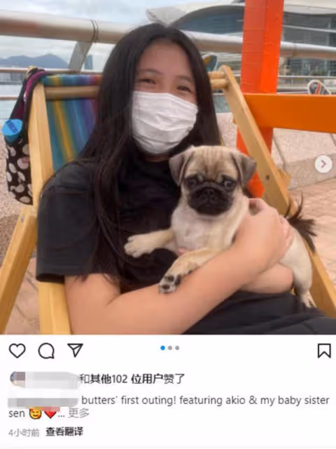 54歲邱淑貞現身為好友慶生 皮膚緊緻美貌依舊