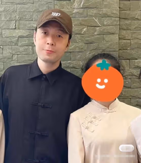 杜海濤減肥30斤後復工!與美女街頭對唱,頭髮稀疏脖子前傾嚴重