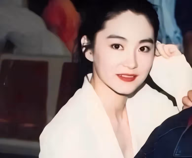 41.9億豪宅被燒不心疼?一場意外暴露家底,細看「67歲林青霞資產」遠超想像:根本人生贏家