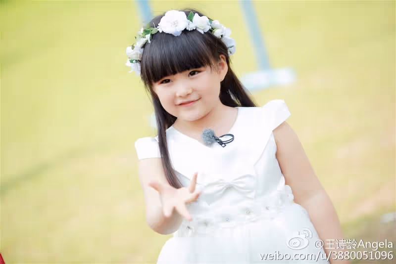 李湘女兒王詩齡暴瘦22磅　網民擔心受父母離異影響