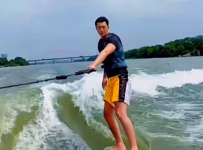 38歲男星官宣結婚!老婆身份成謎引發熱議,曾與陳自瑤談過姐弟戀