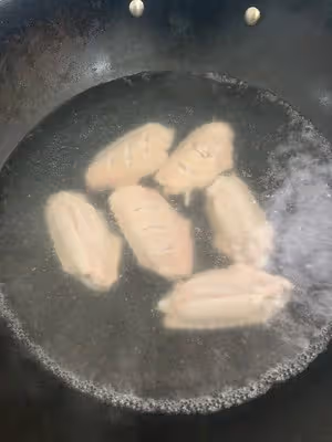 可樂雞翅，簡單易學，太解饞了