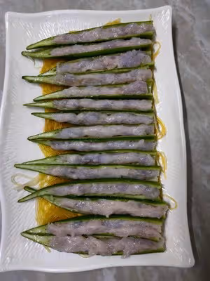 秋葵蒸蝦滑