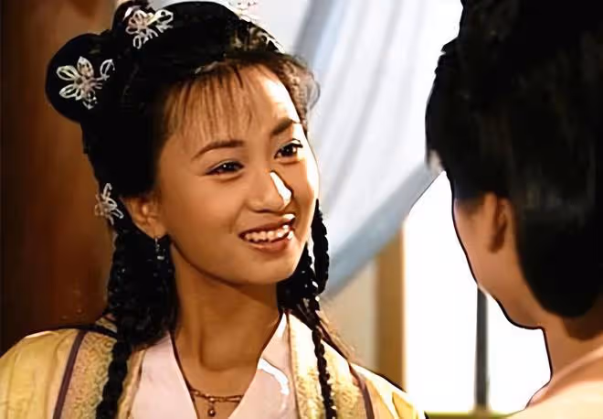「丫環專業戶」汪琳罕曬全家福,子女繼承媽媽美貌,奢華豪宅曝光
