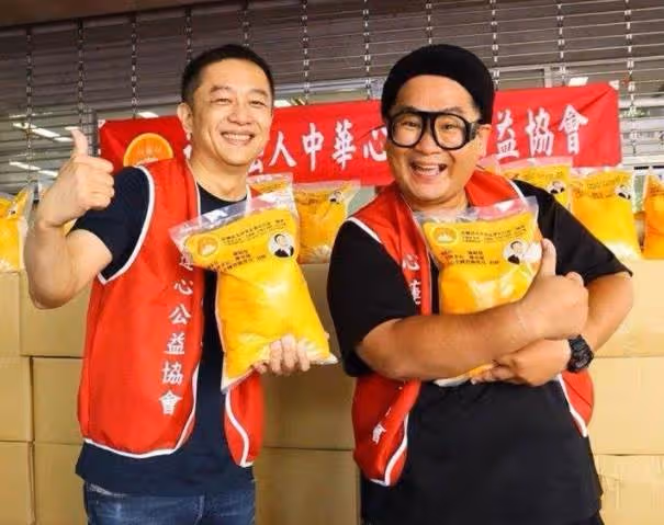 陳昭榮因「救助沒錢葬孫阿嬤」行善數十載,低調不為人知,繼承父命「5年捐6000棺」謙虛稱:我是拋磚引玉