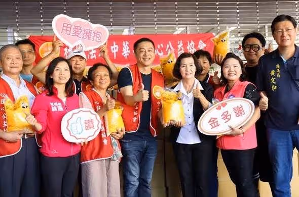 陳昭榮因「救助沒錢葬孫阿嬤」行善數十載,低調不為人知,繼承父命「5年捐6000棺」謙虛稱:我是拋磚引玉