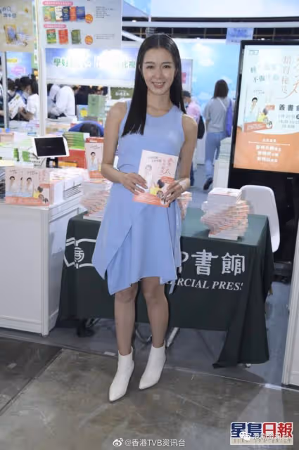 麥明詩為媽媽新書現身撐場!麥何小娟未見過愛女新男友