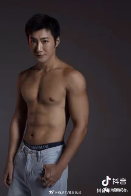 前TVB小生不承認是陳自瑤前男友!突然自爆已婚並否認鍾意男人