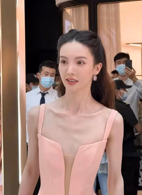 瘦成排骨、動臉成癮、切胃洗腸一起上，女明星的畸形審美太可怕了