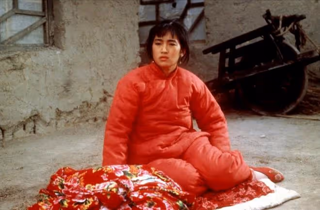 同樣演農村婦女,把趙麗穎、鞏俐和余男放在一起看,差距就出來了