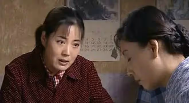 同樣演農村婦女,把趙麗穎、鞏俐和余男放在一起看,差距就出來了