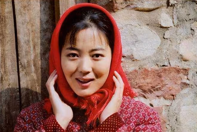 同樣演農村婦女,把趙麗穎、鞏俐和余男放在一起看,差距就出來了