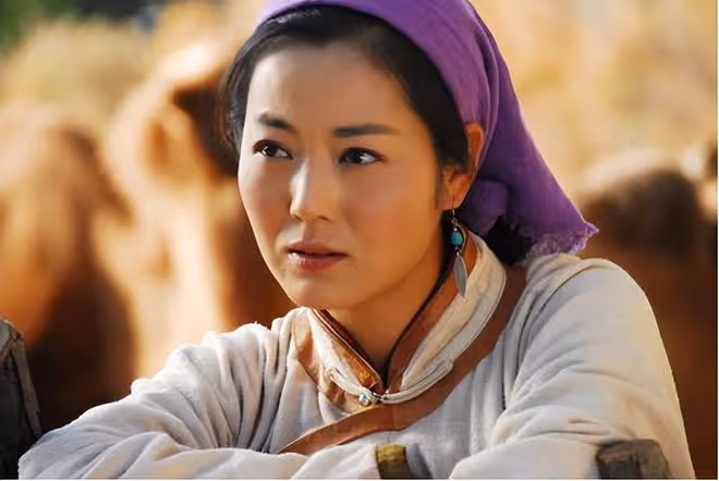 同樣演農村婦女,把趙麗穎、鞏俐和余男放在一起看,差距就出來了