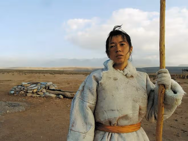 同樣演農村婦女,把趙麗穎、鞏俐和余男放在一起看,差距就出來了