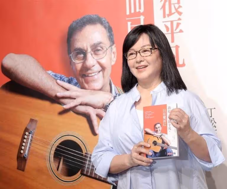 「一代妖姬」皈依佛門!崔苔菁「未婚養子43年」揭愛恨糾葛,69歲「笑看平淡生活」:不眷戀演藝圈