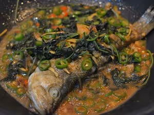 紫蘇燜魚