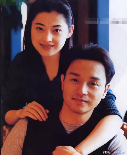 梅婷：替前夫澄清拋棄緋聞，37歲嫁普通丈夫，如今兒女雙全