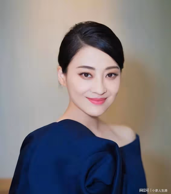 梅婷：替前夫澄清拋棄緋聞，37歲嫁普通丈夫，如今兒女雙全
