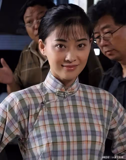梅婷：替前夫澄清拋棄緋聞，37歲嫁普通丈夫，如今兒女雙全