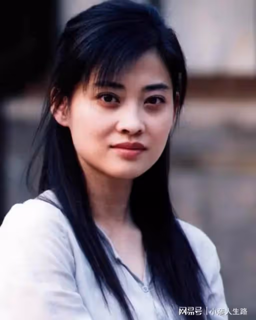 梅婷：替前夫澄清拋棄緋聞，37歲嫁普通丈夫，如今兒女雙全