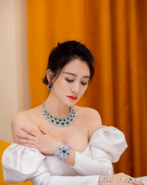 梅婷：替前夫澄清拋棄緋聞，37歲嫁普通丈夫，如今兒女雙全