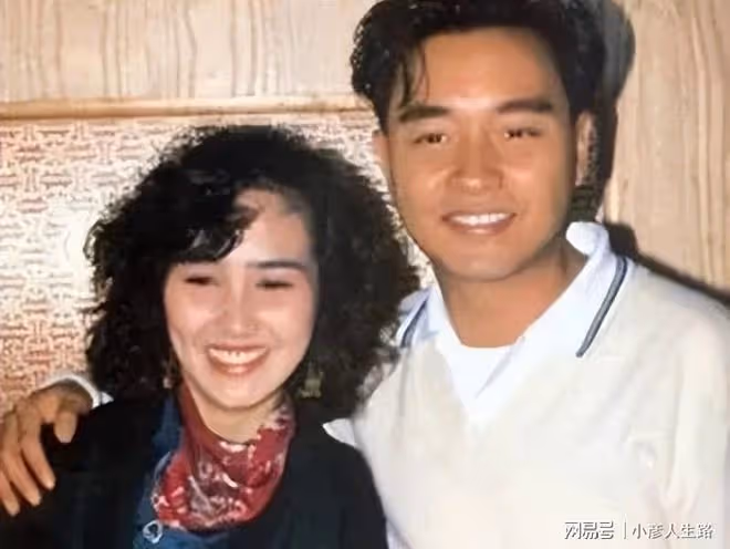 她是張國榮好友，曾被周星馳瘋狂追求，如今58歲幸福成這樣？
