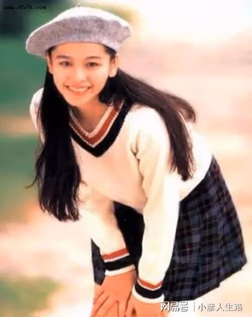 「雙面玉女」徐若瑄幻滅史:知人知面不知心,人前清純,人後瘋狂
