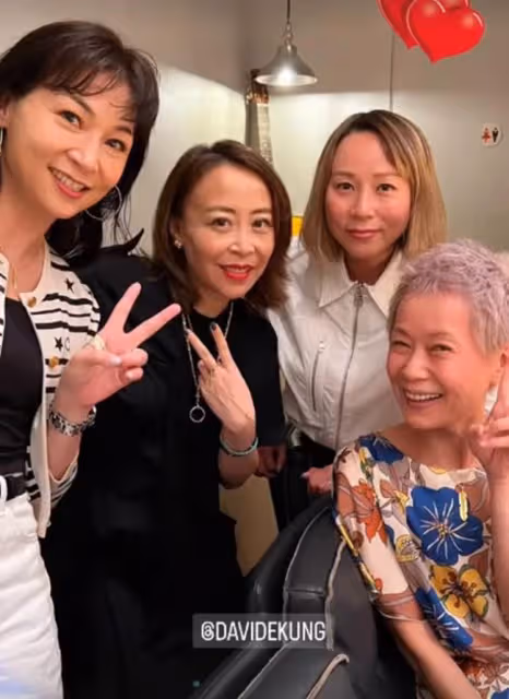 葉童攜老公參加富豪聚會 滿頭白髮變化大
