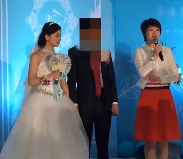 央視主持人王冰冰被曝戀愛 疑似與徐嘉餘熱戀中