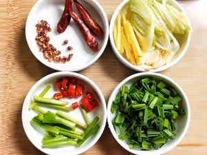 泡菜炒雞胗