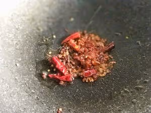泡菜炒雞胗