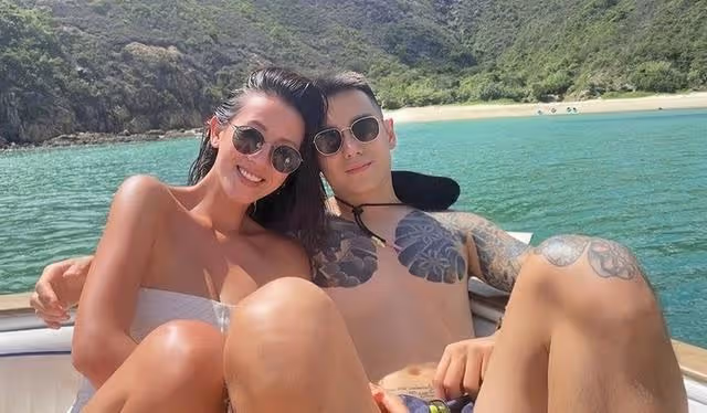 香港知名女星二胎滿百天！寶寶顏值高，大眼睛炯炯有神像洋娃娃